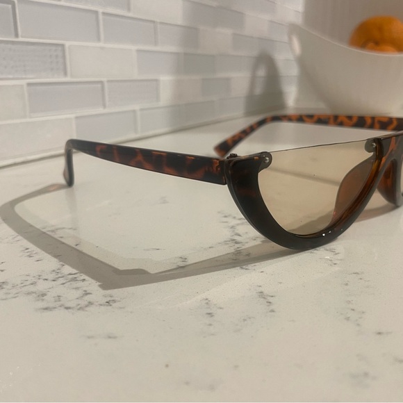 Sunglasses - Picture 2 of 3